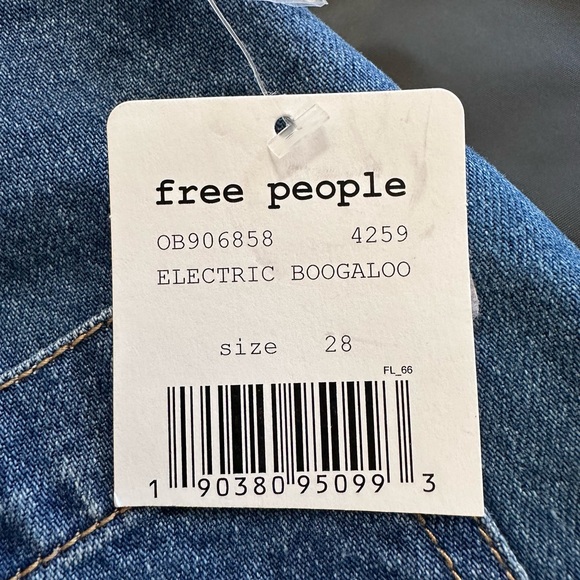 Free People- We the Free Don’t Get Me Wrong Denim Skirt- Electric Boogaloo - Picture 6 of 11